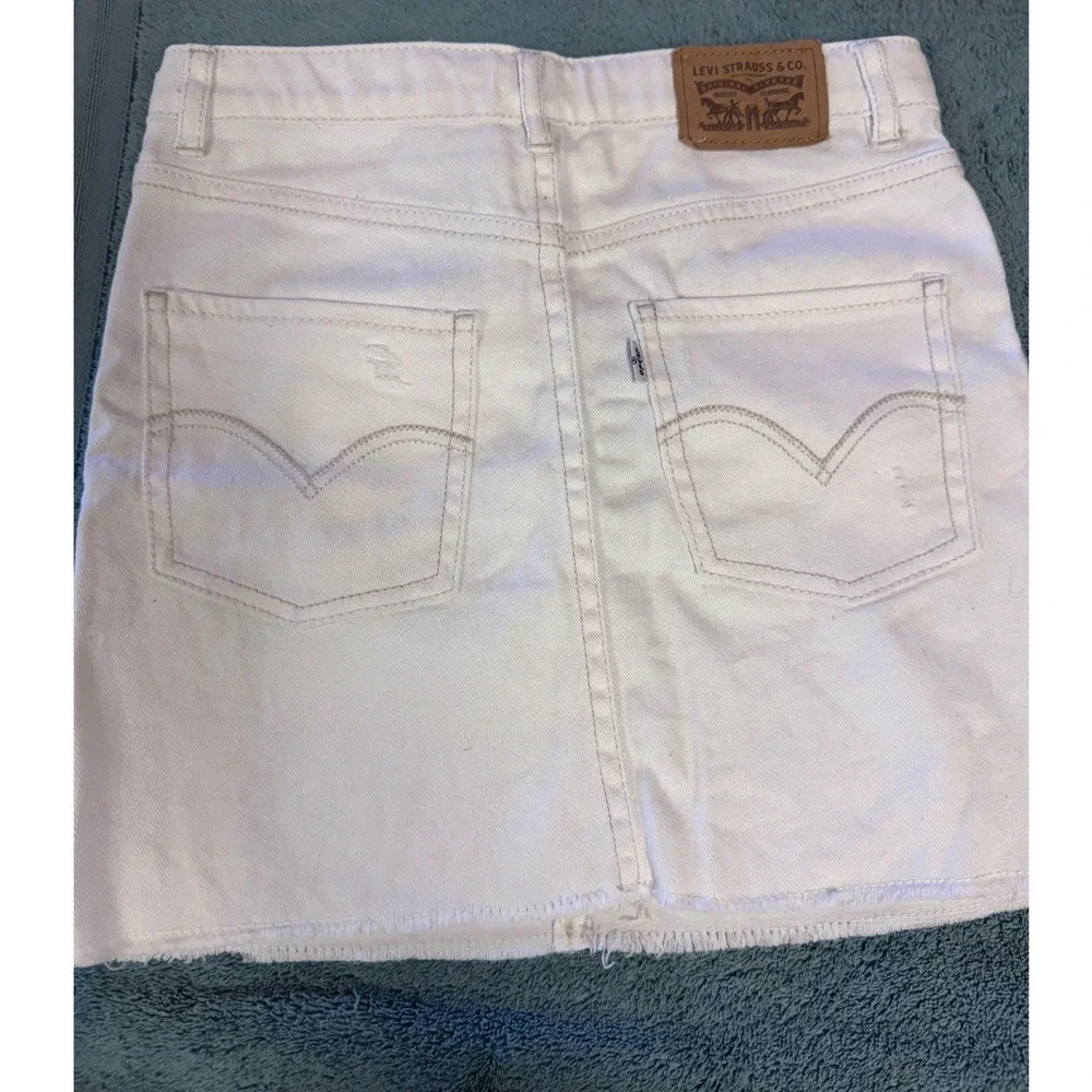 Levis Girls White Distressed Denim Mini Skirt Raw Hem Size 10 Regular